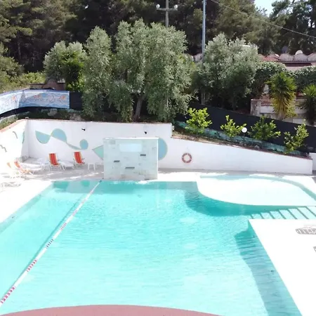 公寓 Charming In Vieste, 25 M², Shared Pool *